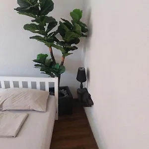 https://studio-one-star.in-istria.net